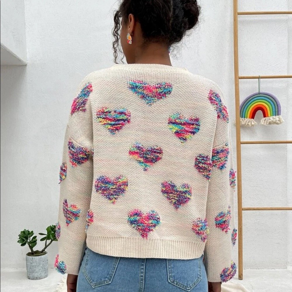COPY - Heart sweater FINAL PRICE - Picture 2 of 6